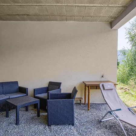 2 Bedroom Lovely In